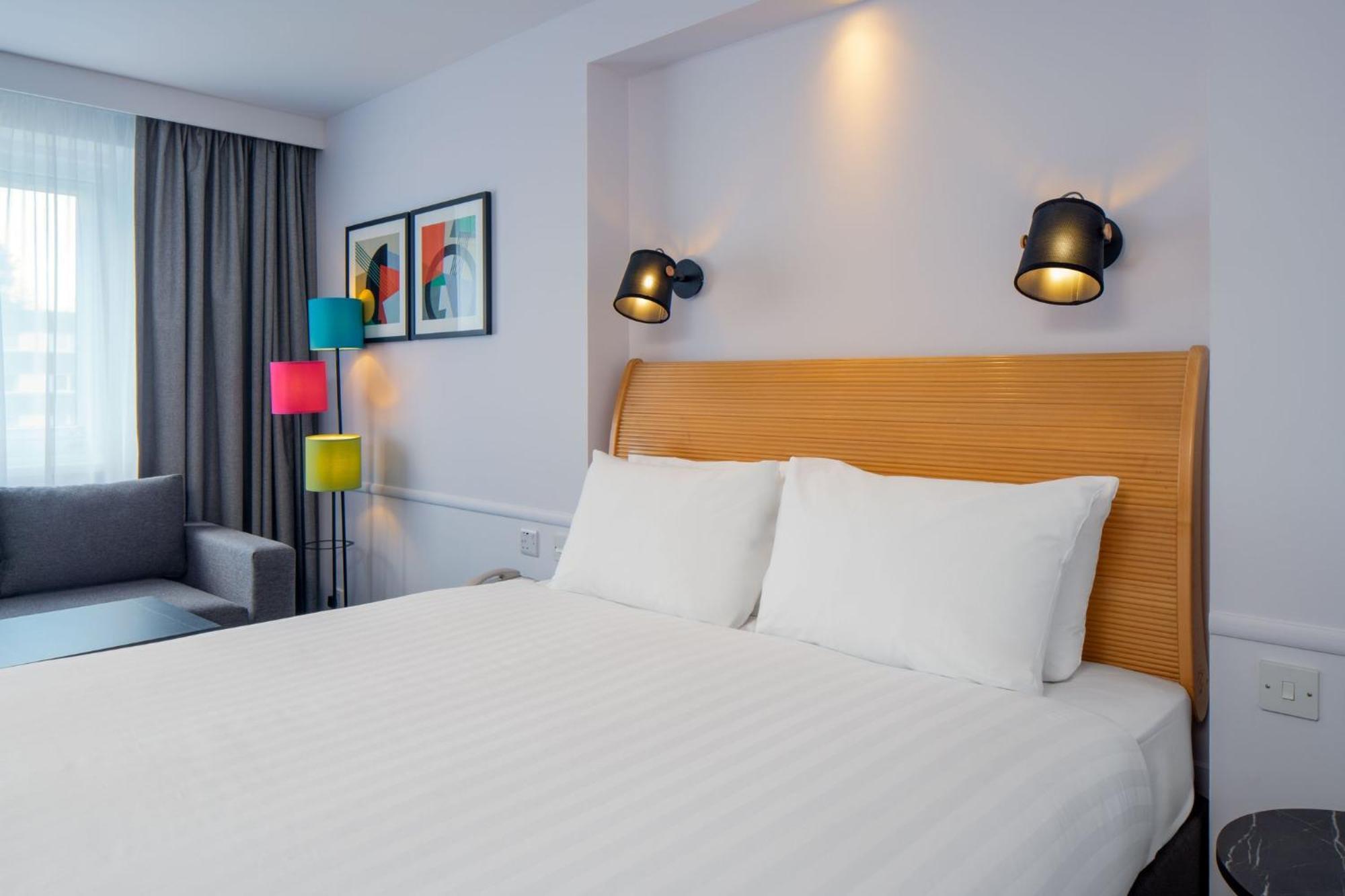 Holiday Inn Bristol Filton By Ihg Winterbourne Exterior photo
