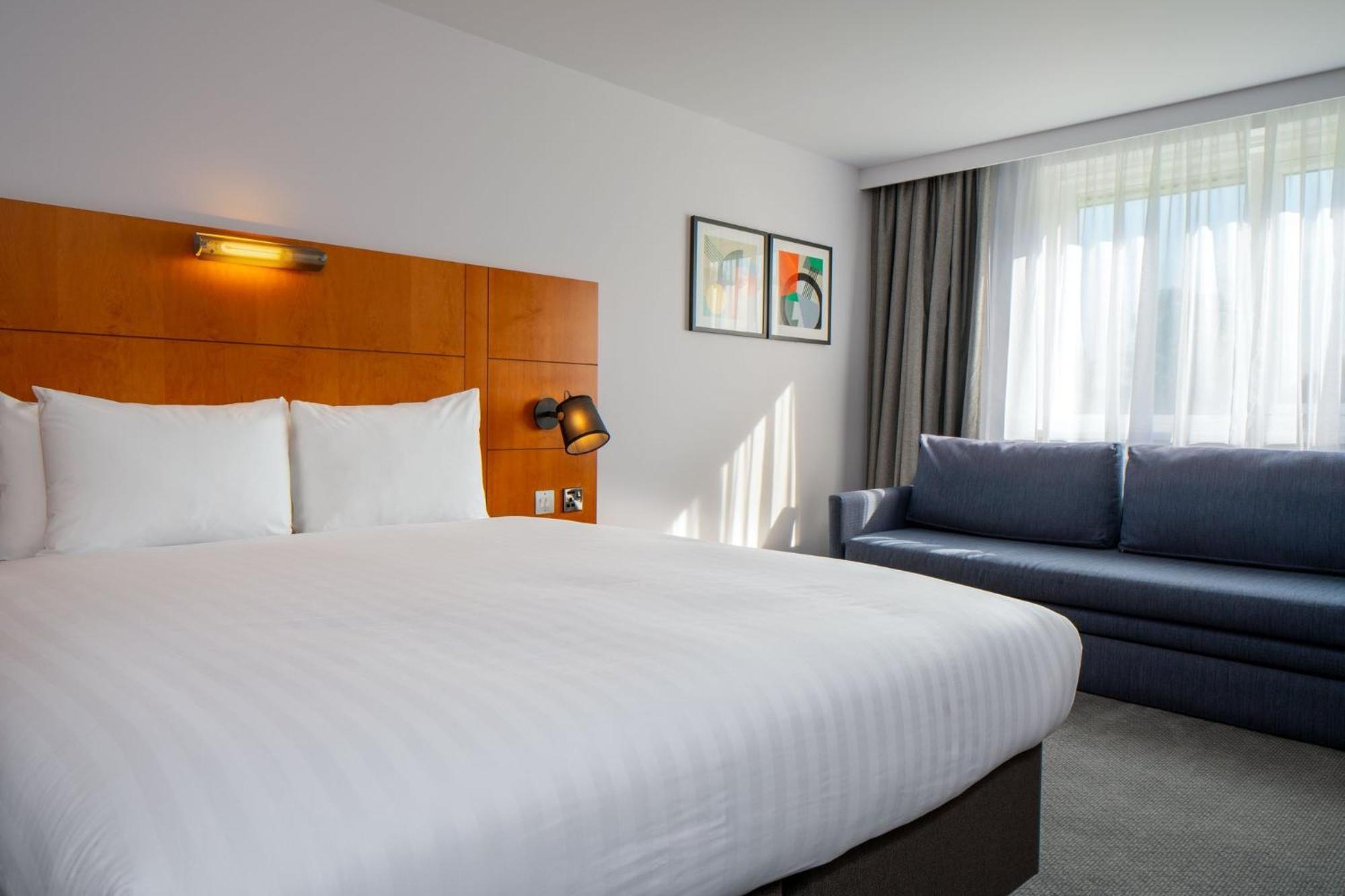 Holiday Inn Bristol Filton By Ihg Winterbourne Exterior photo