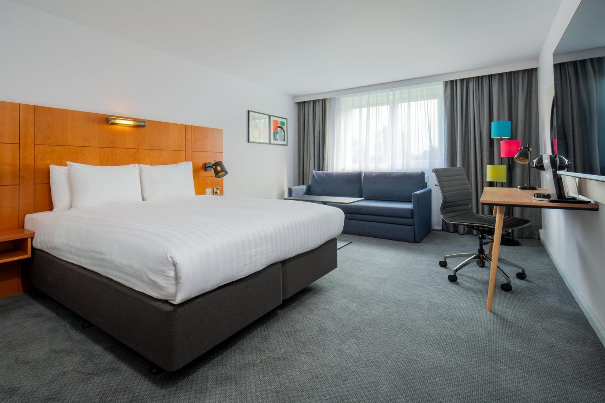 Holiday Inn Bristol Filton By Ihg Winterbourne Exterior photo